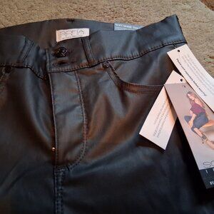 Women's Pants